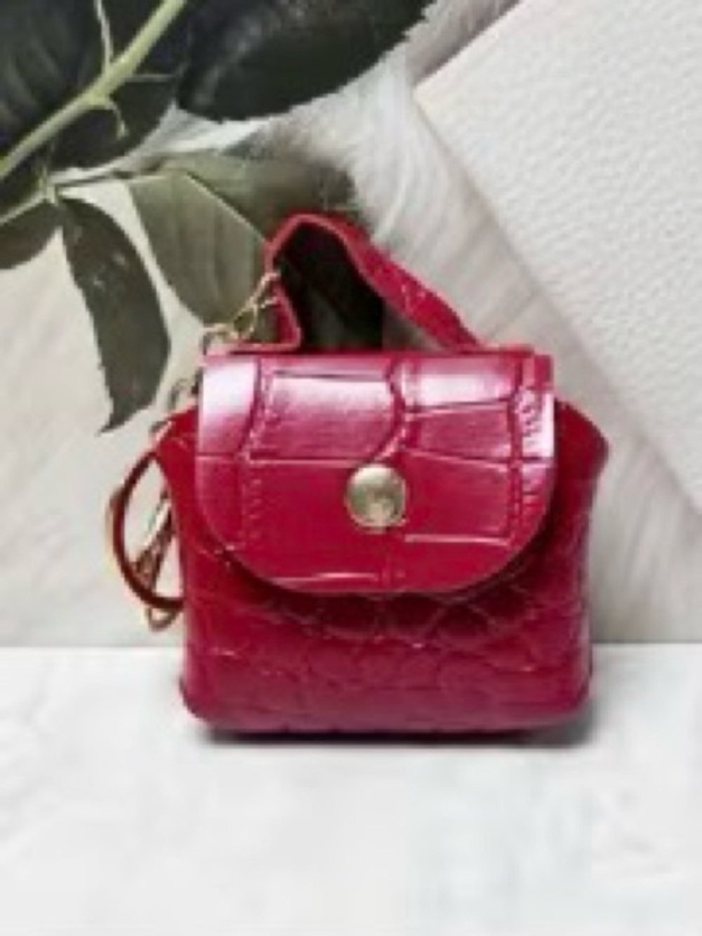 Stylish Women's Mini Crossbody Keychain Bag - Red
